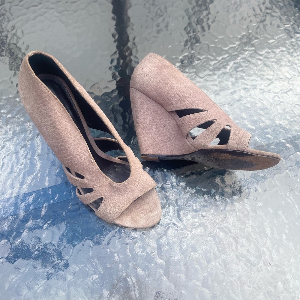 Elizabeth and James Beige Wedge Sandals